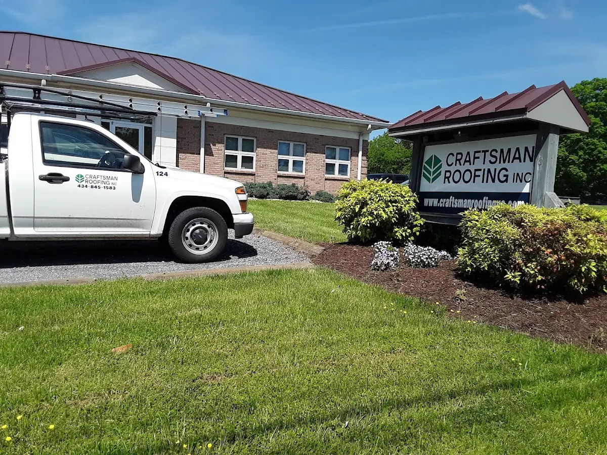 Quality Roof Replacement by experienced craftsmen in Lowellville